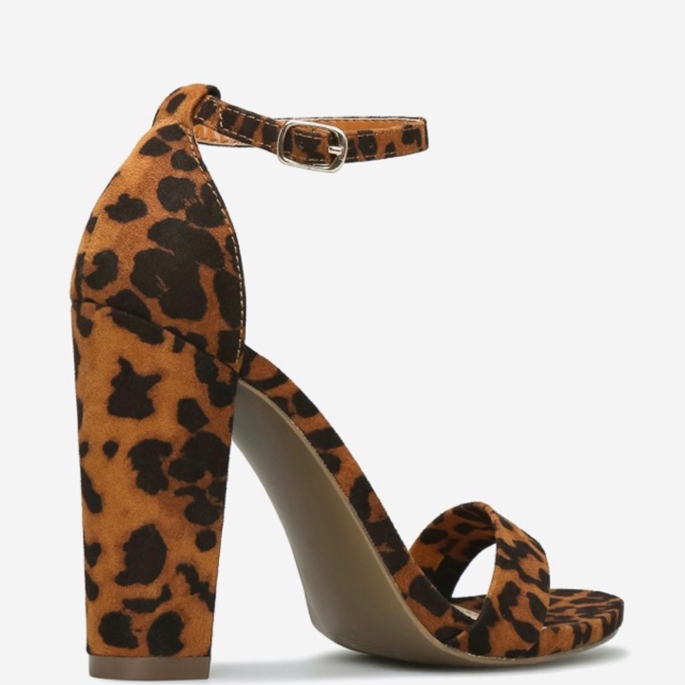 Shoes - Picture 3 of 5